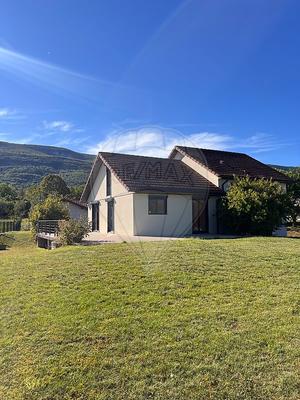 Maison - 123 m² - 4 pièces