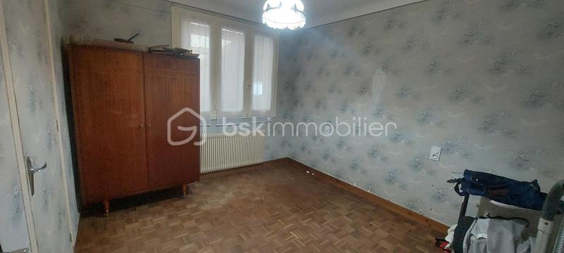 Maison traditionnelle - 91 m² - 4 pièces