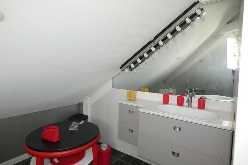 Maison - 131 m² - 7 pièces