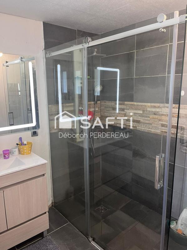 Propriété - 153 m² - 10 pièces