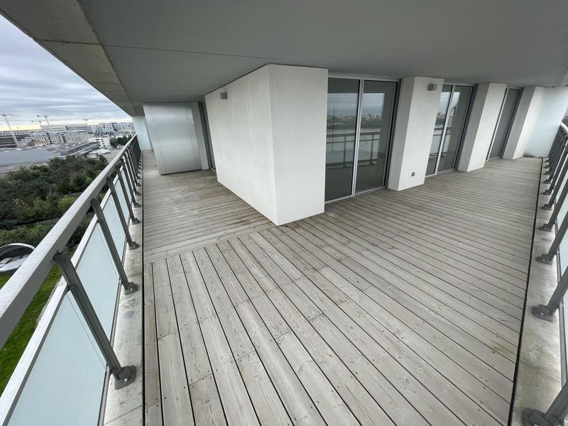 Appartement - 106 m² - 5 pièces