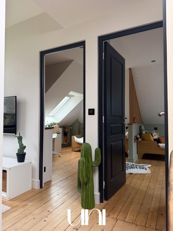 Maison - 230 m² - 6 pièces