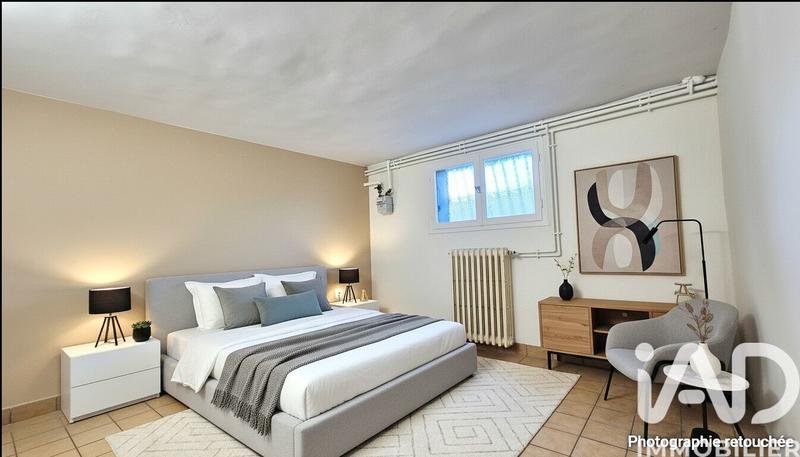 Maison - 90 m² - 5 pièces