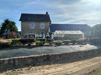 Maison - 127 m² - 8 pièces