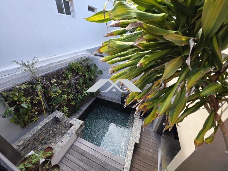 Villa - 90 m² - 4 pièces