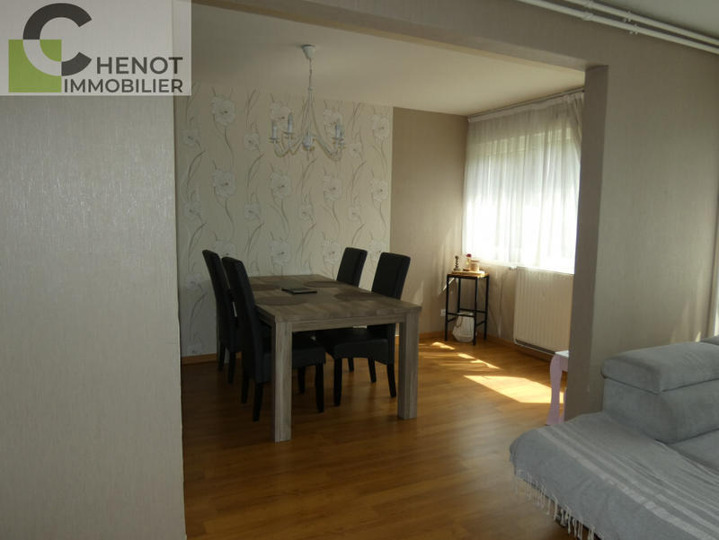 Appartement - 80 m² - 3 pièces