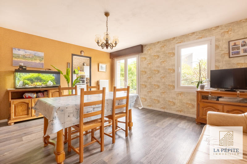 Maison - 81 m² - 4 pièces