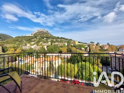 Appartement - 66 m² - 3 pièces