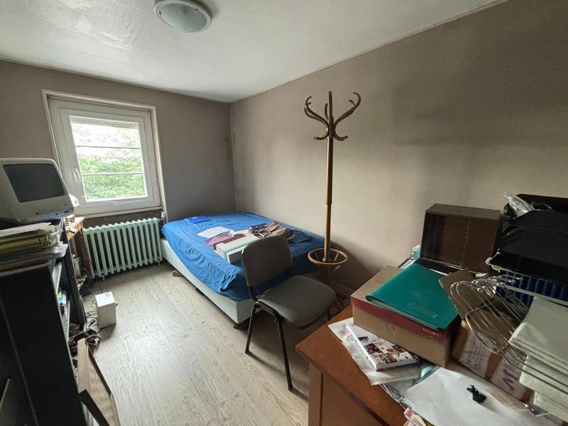 Local commercial - 163 m² - 8 pièces