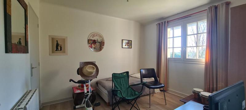 Maison - 274 m² - 11 pièces