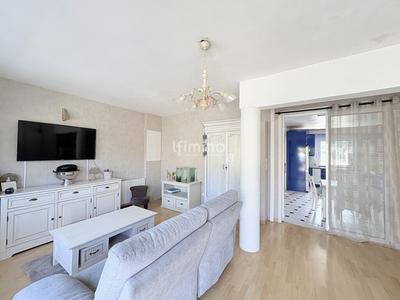 Maison - 175 m² - 7 pièces