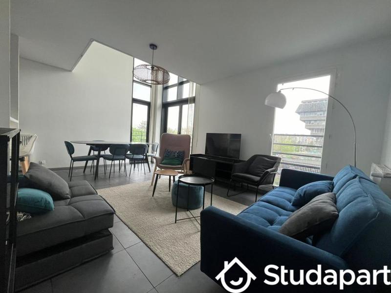 Chambre - 10 m² - 1 pièce