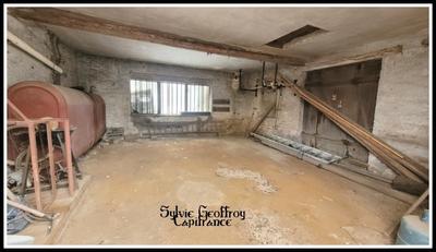 Maison - 85 m² - 5 pièces