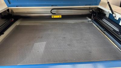 Co2 Lasermaschine 1300 x 900 mm