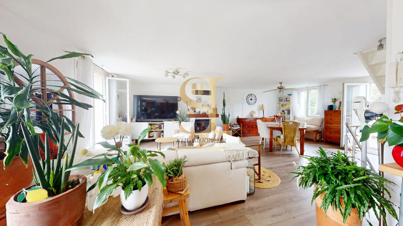 Maison - 153 m² - 5 pièces