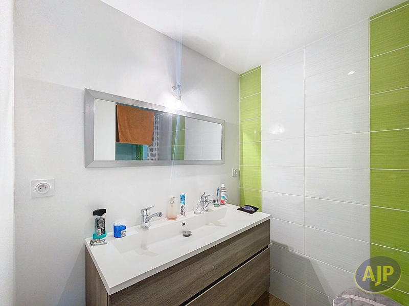 Maison - 60 m² - 3 pièces