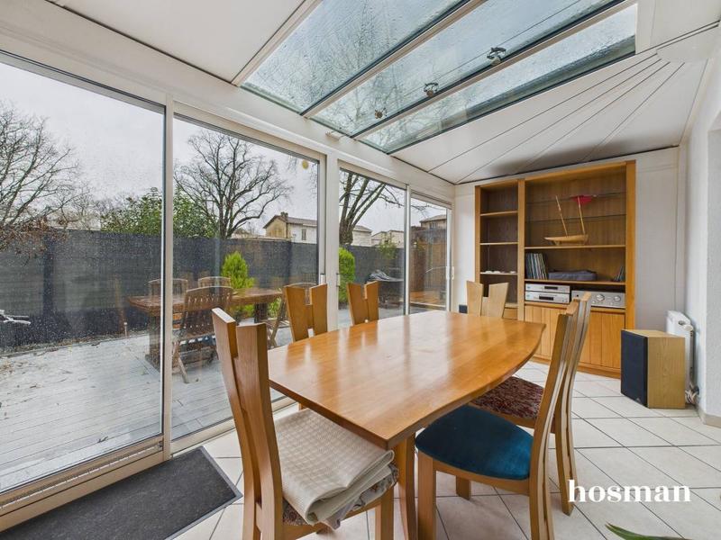 Maison - 110 m² - 5 pièces