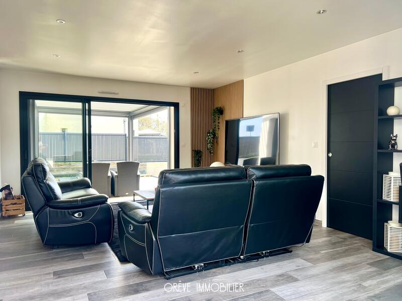 Maison - 160 m² - 6 pièces