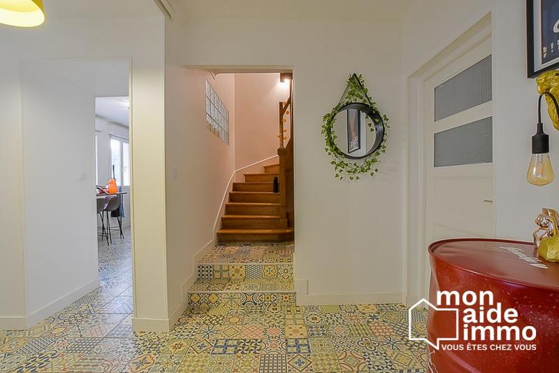 Maison - 189 m² - 6 pièces