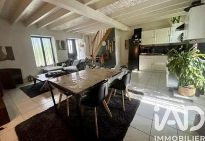 Maison de ville - 79 m² - 4 pièces