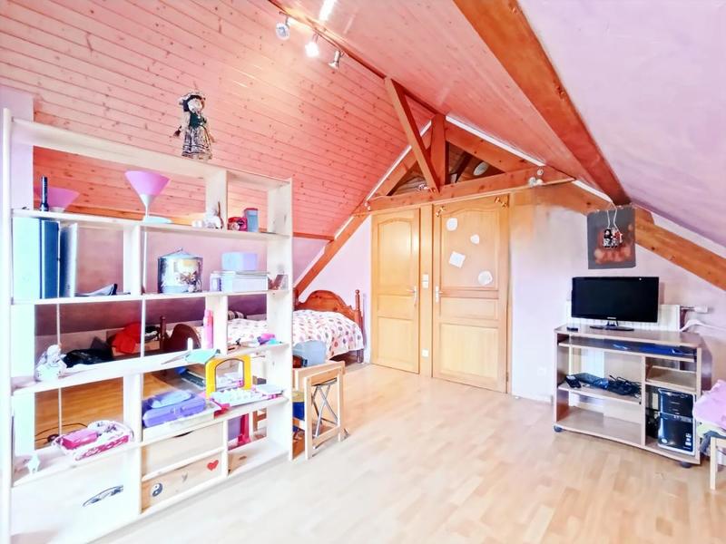 Maison - 150 m² - 6 pièces