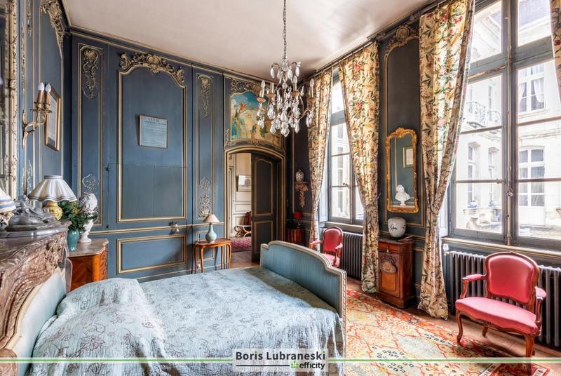 Hôtel particulier - 1 200 m² - 20 pièces