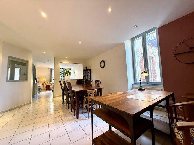 Appartement - 119 m² - 5 pièces