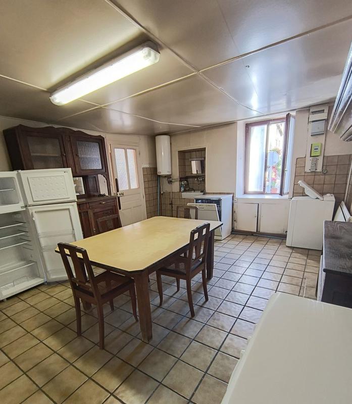 Maison - 96 m² - 3 pièces