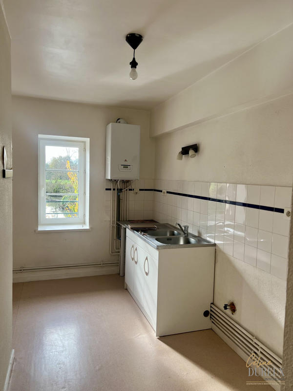 Appartement - 85 m² - 3 pièces