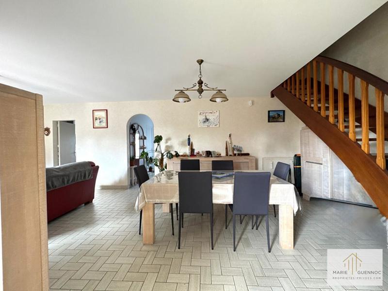 Maison - 127 m² - 6 pièces