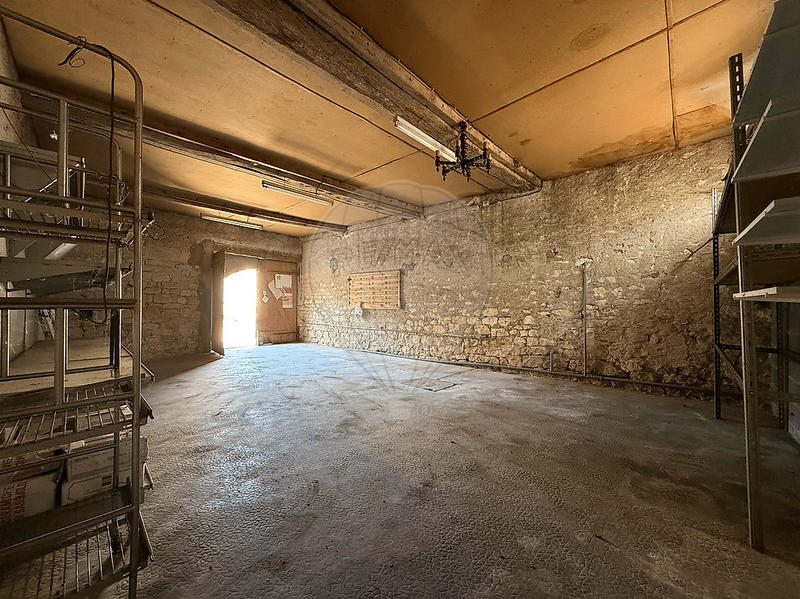 Maison - 278 m² - 9 pièces