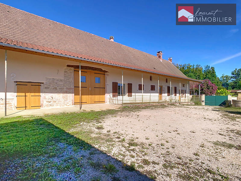 Maison - 137 m² - 5 pièces