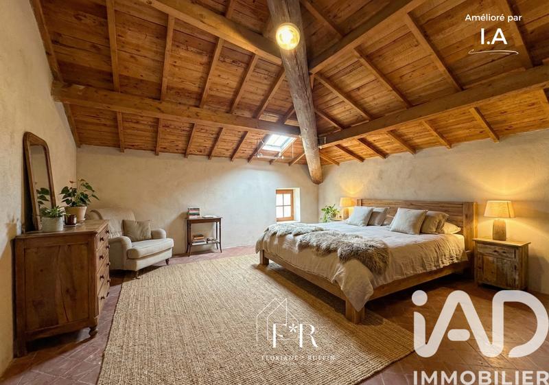 Maison de village - 125 m² - 5 pièces