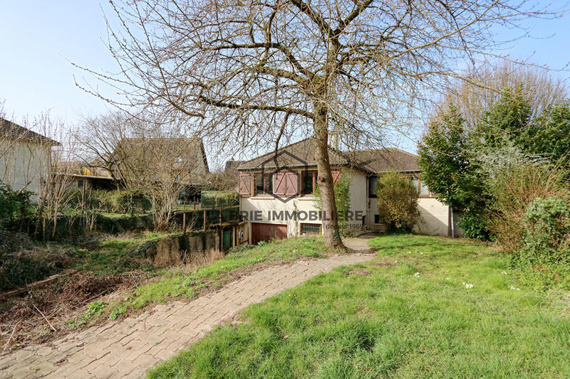 Maison - 149 m² - 6 pièces