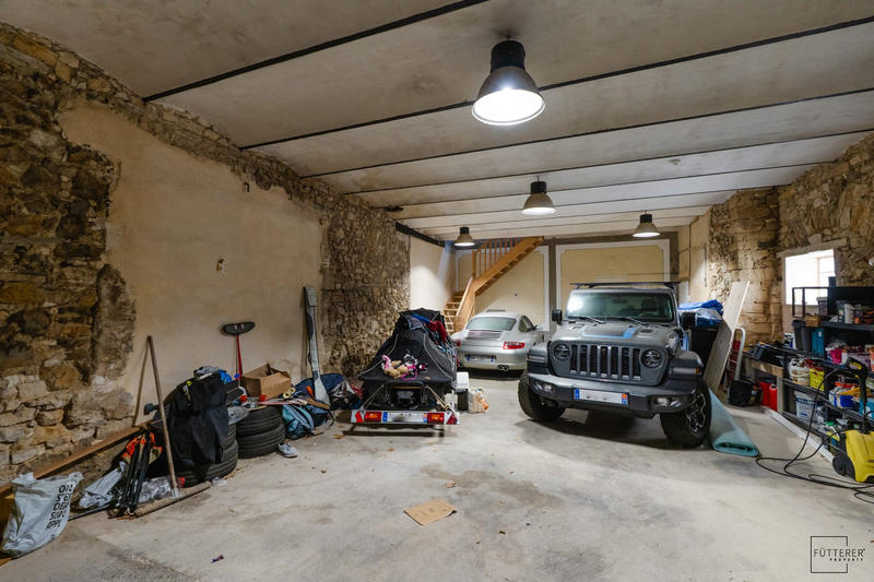 Villa - 220 m² - 6 pièces