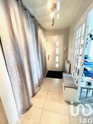 Maison - 98 m² - 4 pièces