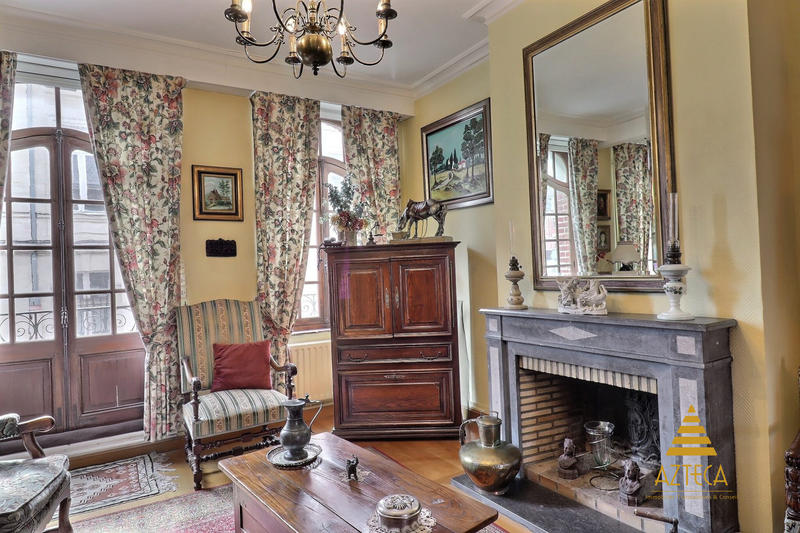 Appartement - 170 m² - 7 pièces