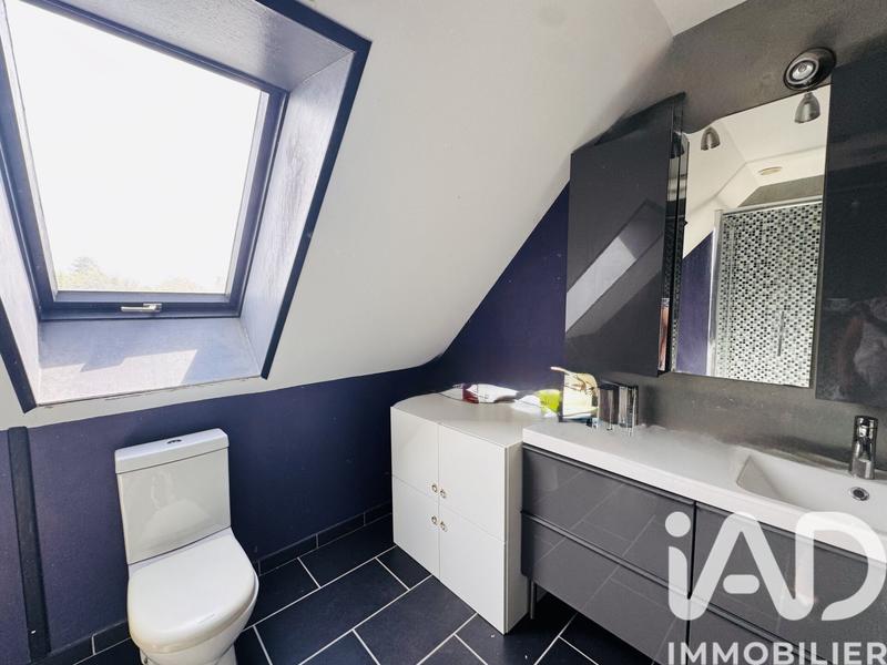 Maison - 195 m² - 8 pièces