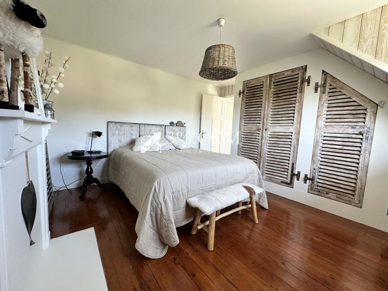 Pavillon - 135 m² - 6 pièces