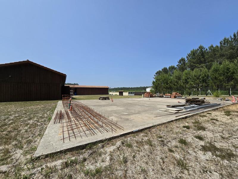 Local d'activités - 245 m²