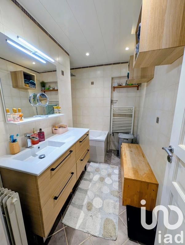 Appartement - 77 m² - 4 pièces