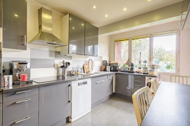 Appartement - 146 m² - 5 pièces