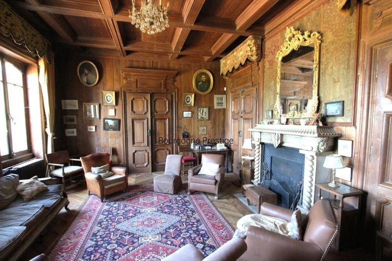 Château - 808 m² - 18 pièces