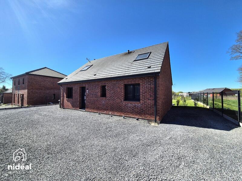 Maison - 100 m² - 4 pièces