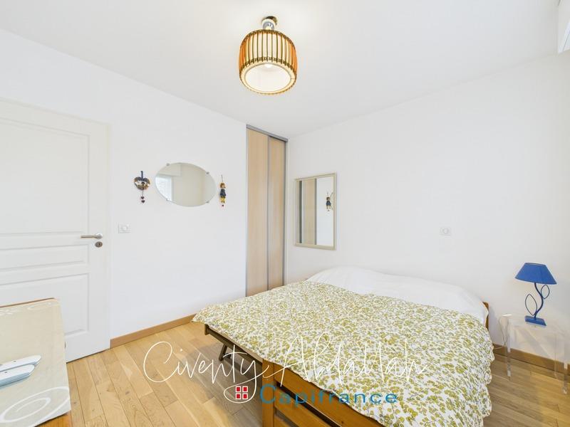Appartement - 80 m² - 3 pièces