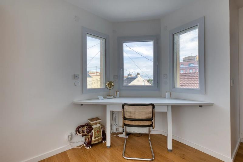 Maison - 143 m² - 7 pièces