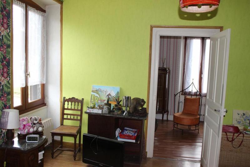 Maison de village - 131 m² - 9 pièces