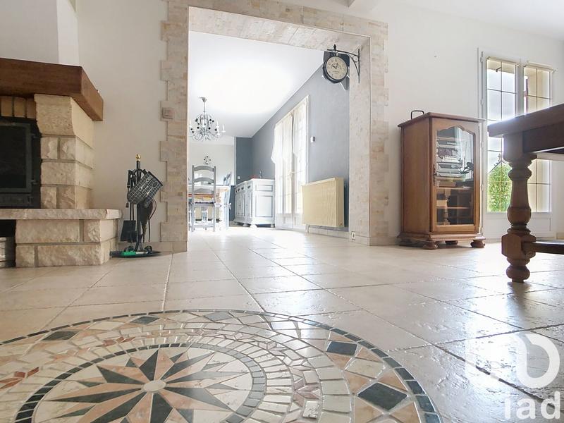 Maison - 197 m² - 8 pièces