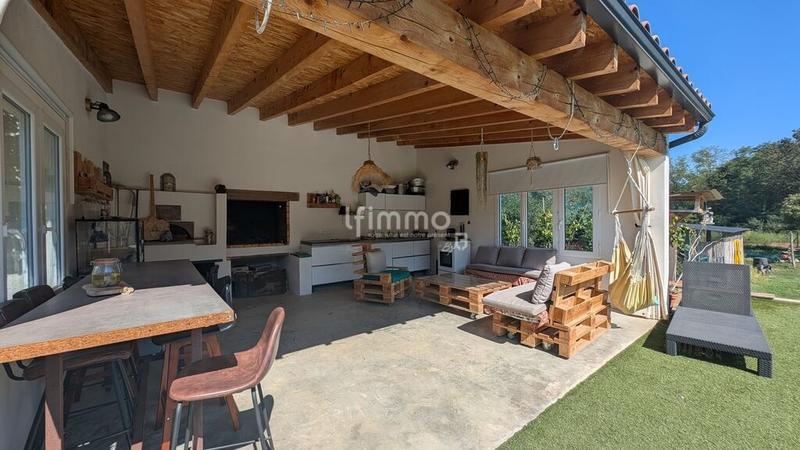 Maison - 145 m² - 7 pièces