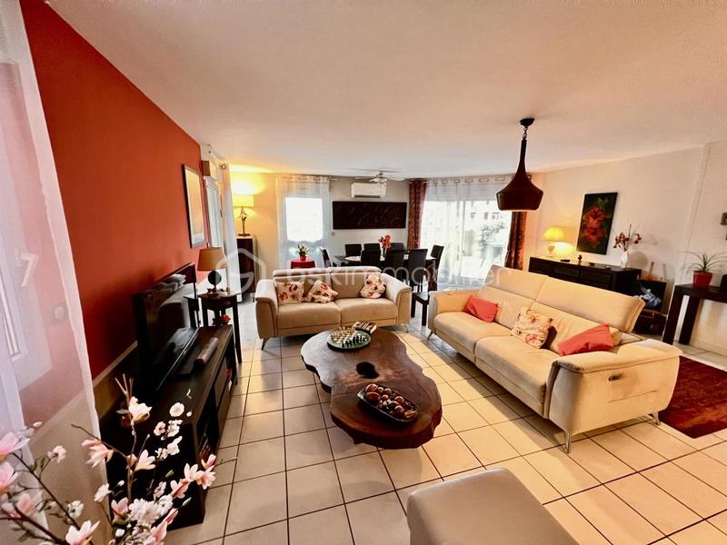 Appartement - 95 m² - 4 pièces